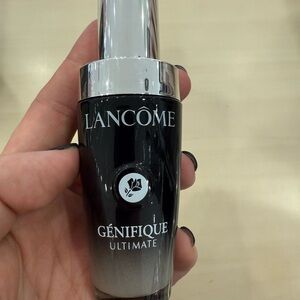 Lancôme Génifique Ultimate Serum